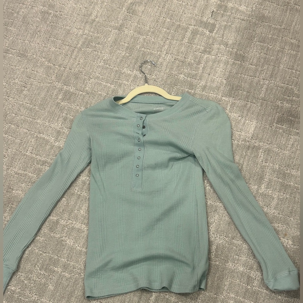 Aerie long sleeve